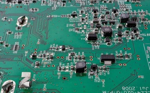 电子公司名字比较简单的 电子公司名字比较简单的