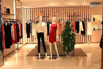 服装店名女装起名大全 服装店铺取名参考