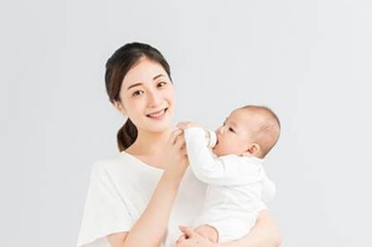 五行缺金和木的男孩名字有哪些,五行缺金和木的男孩取名